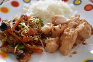 pescado y verduras wok