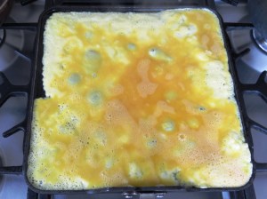 Omelette de esparragos y tomate